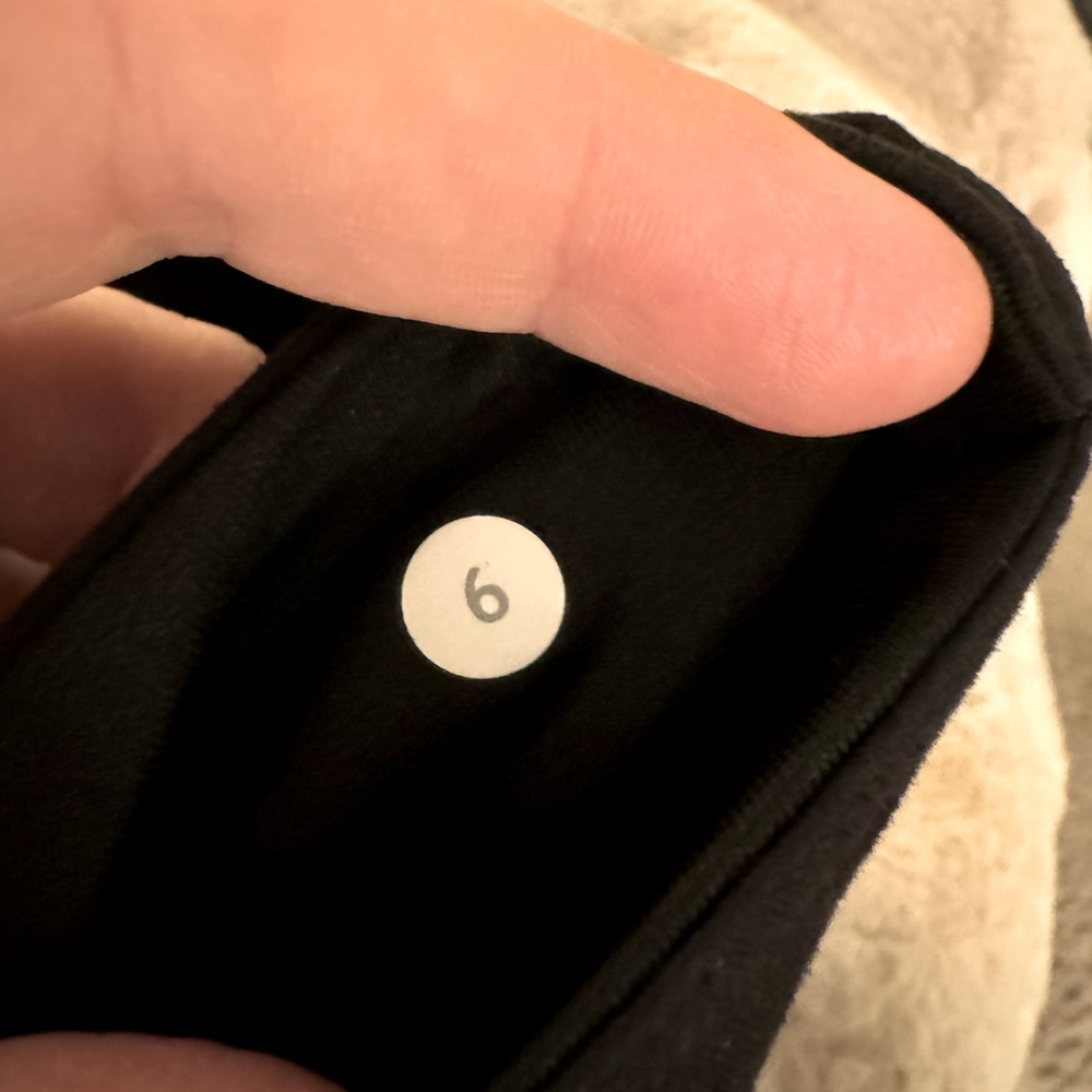 Lululemon Cropped Align - image 3